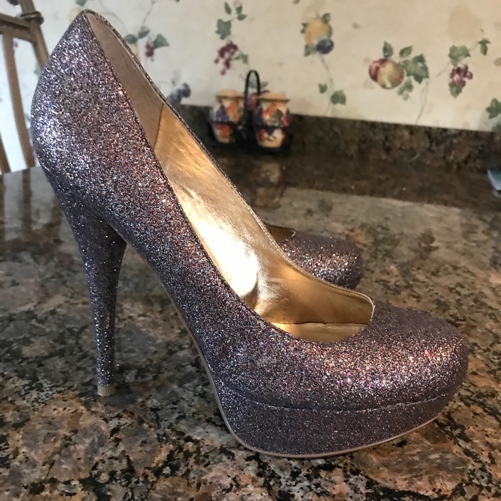Steve Madden Glitter Sparkle Platform Pump Heels